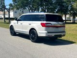 Used 2021 Lincoln Navigator Reserve image 6