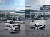 New 2025 Hyundai Elantra SE image 2