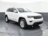 Used 2018 Jeep Grand Cherokee Laredo image 2