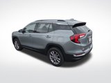Used 2024 GMC Terrain SLT image 3