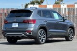 Certified 2022 Volkswagen Taos SE image 5