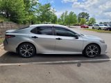Used 2018 Toyota Camry SE w/ Convenience Package image 2