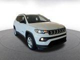 Used 2023 Jeep Compass Latitude image 3