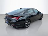 Used 2022 Hyundai Elantra SEL w/ Convenience + Premium Package image 5