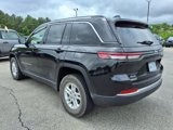 Used 2023 Jeep Grand Cherokee Laredo w/ Luxury Tech Group I image 3