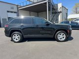 Certified 2023 Jeep Grand Cherokee Limited image 2