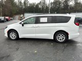 Used 2020 Chrysler Voyager Lxi image 3