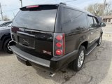 Used 2011 GMC Yukon XL Denali image 3