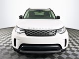 Used 2024 Land Rover Discovery S image 2