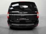 Used 2016 Chrysler Town & Country Touring image 5