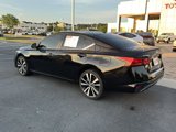 Used 2022 Nissan Altima 2.5 SR image 3