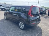 Used 2022 Kia Soul LX image 5