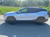 Used 2022 GMC Terrain SLE w/ Driver Convenience Package image 2