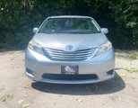 Used 2016 Toyota Sienna LE image 2