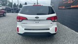 Used 2014 Kia Sorento LX image 3