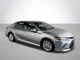 Used 2022 Toyota Camry LE image 4