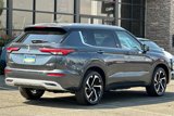 New 2025 Mitsubishi Outlander SEL image 5