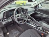 New 2025 Hyundai Elantra SE image 5