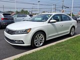 Used 2018 Volkswagen Passat 2.0T SEL Premium image 3