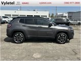Used 2022 Jeep Compass Limited w/ Sun and Sound Group image 2