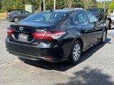 Used 2019 Toyota Camry LE image 3