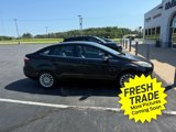 Used 2015 Ford Fiesta Titanium image 2
