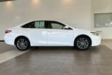 Used 2015 Toyota Camry SE image 3