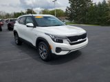 Used 2022 Kia Seltos EX image 4