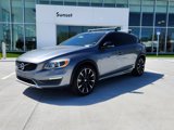 Used 2016 Volvo V60 T5 Cross Country Platinum image 3