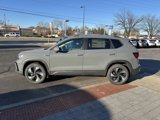 New 2024 Volkswagen Taos SE image 4
