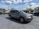 Used 2019 Nissan Pathfinder SL image 2