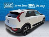 Used 2023 Kia Niro EX Touring image 6