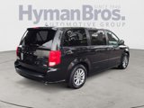 Used 2016 Dodge Grand Caravan SE image 3