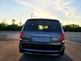 Used 2018 Dodge Grand Caravan SE w/ UConnect Hands-Free Group image 5