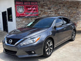 Used 2017 Nissan Altima 2.5 SR w/ LED Appearance Package image 2