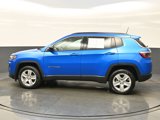 Used 2022 Jeep Compass Latitude w/ Convenience Group image 3