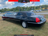 Used 2007 Lincoln Town Car Executive image 4