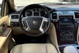 Used 2012 Cadillac Escalade Luxury image 5