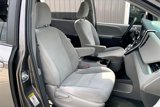 Used 2017 Toyota Sienna LE image 5