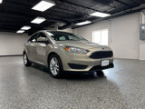 Used 2015 Ford Focus SE image 2