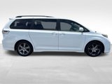 Used 2013 Toyota Sienna SE image 6