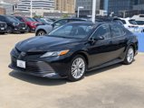 Used 2018 Toyota Camry LE image 3