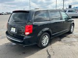 Used 2019 Dodge Grand Caravan SXT image 3