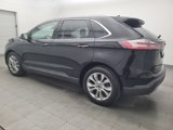 Used 2019 Ford Edge Titanium image 3