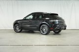 Certified 2024 Porsche Macan S image 3
