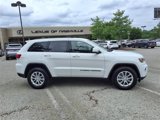 Used 2022 Jeep Grand Cherokee Laredo E image 2