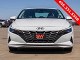 Used 2021 Hyundai Elantra SE image 2