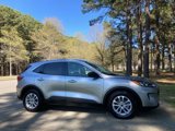 Used 2022 Ford Escape SE image 2