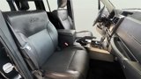 Used 2012 Jeep Liberty Limited Jet w/ Comfort/Convenience Group image 2