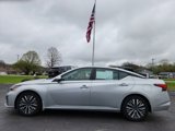 Used 2024 Nissan Altima 2.5 SV w/ SV Premium Package image 2